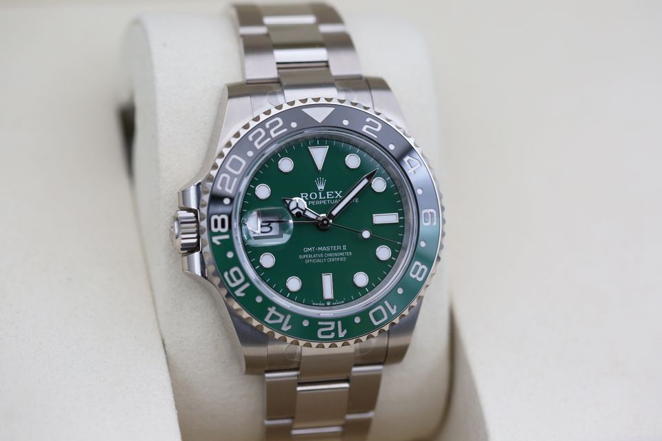 Rolex GMT Master II 126729 VTNR Image 3